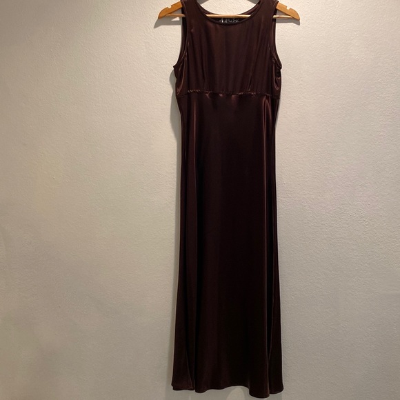 Vintage Dress - Picture 3 of 3